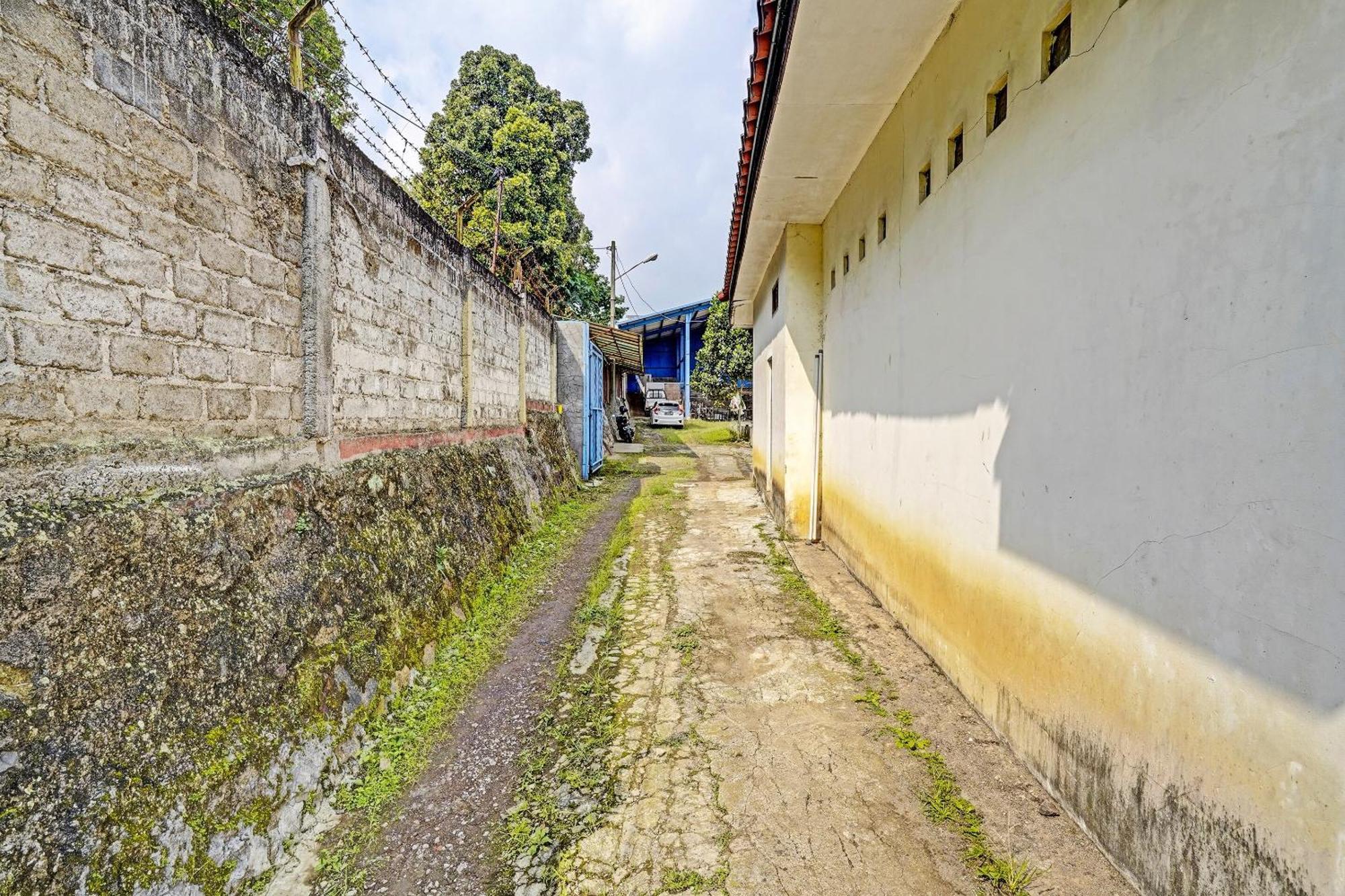 Oyo Life 91469 Pondok Pelita Lembang Esterno foto